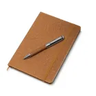 Caderno com caneta