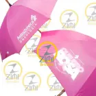 Guarda-chuva rosa 