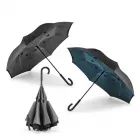 Guarda-chuva reversível com capa dupla.