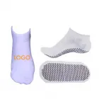 Sapatilha com solado antiderrapante personalizada