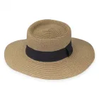 Chapéu de palha com aba levemente ondulada