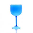 Taça gin fabricada com material cristalino e transparência em alto brilho.