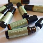 Roll-on óleo essencial com sua marca