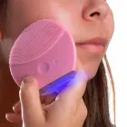 Massageador Facial com tecnologia T-Sonic