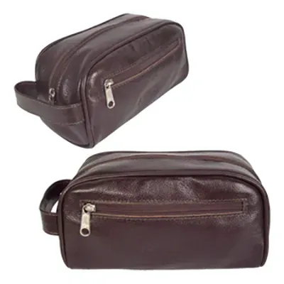 Necessaire em couro marrom personalizada