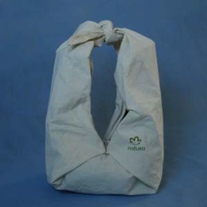 Bolsa de nó personalizada em algodão cru. Pode-se alterar cor, material e tamanho.