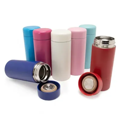 Garrafas em várias cores