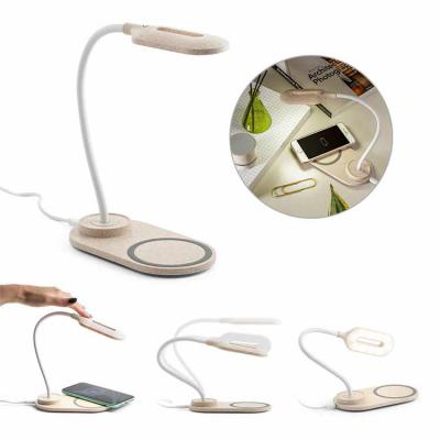 Queen‘s Brindes - Luminária de mesa com carregador wireless