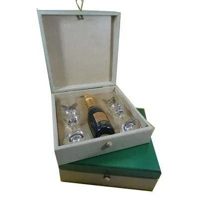 Kit espumante com Chandon e 2 taças