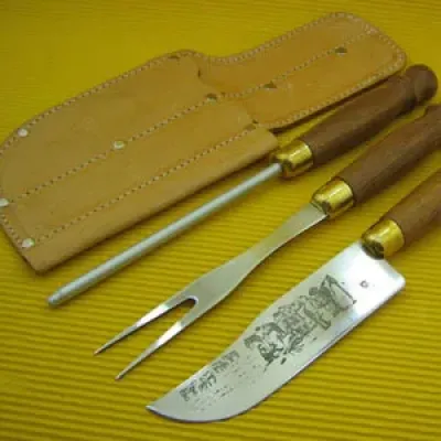 Conjunto pantaneiro faca, garfo trinchante e chaira