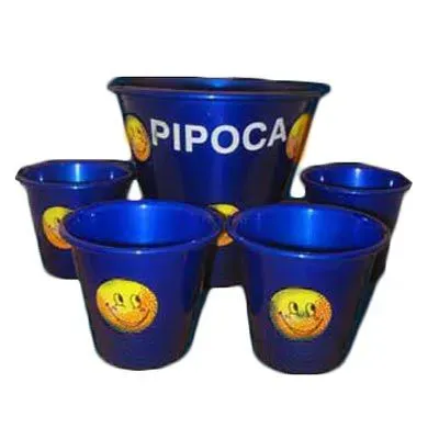 Kit personalizado para pipoca, composto por balde grande e quatro menores de alumínio.Leve prazer a seus clientes com este kit divertido e personalizado.