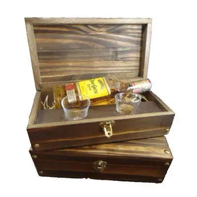 Kit Tequila. Estojo madeira em pinus envelhecido, 01 tequila 375ml, 02 copos dose