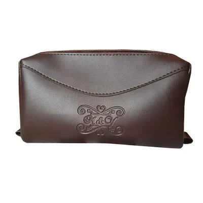 Nécessaire em couro sintético