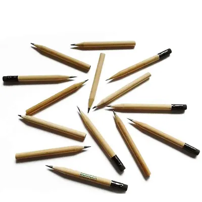 Meio-lápis com e sem borracha