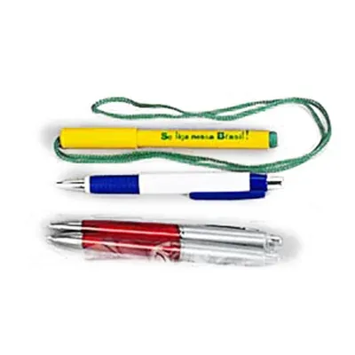 Caneta plástica personalizada.