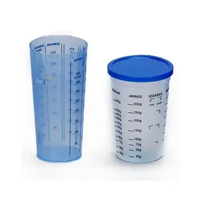 Copo plástico personalizado medidor, com tampa e sem tampa. Contém impresso a graduação.
