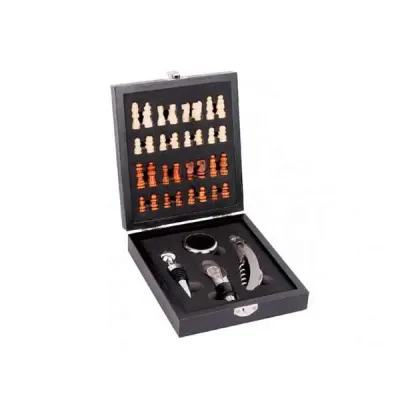 Kit vinho com 4 peças e jogo de xadrez