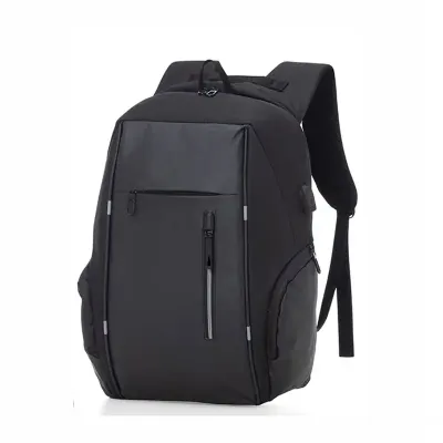 Mochila para notebook preta em poliéster