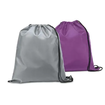 Mochila saco confeccionada em nylon