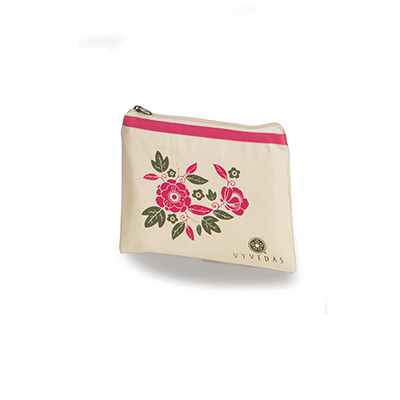 Nécessaire em lona leve.