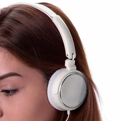 Fone de ouvido estéreo em plástico resistente