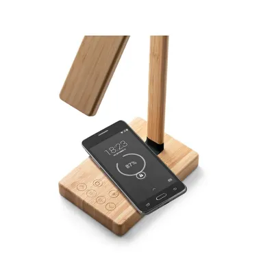 Luminária de mesa dobrável em bambu com carregador wireless super rápido