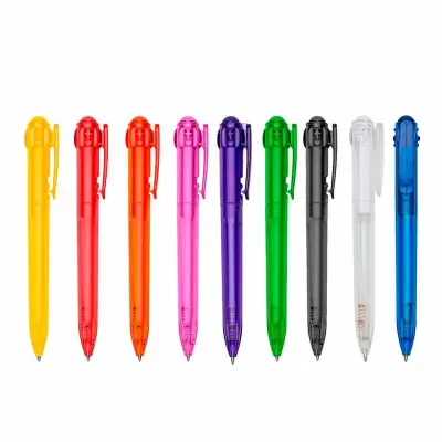 Caneta plástica produzido em várias cores