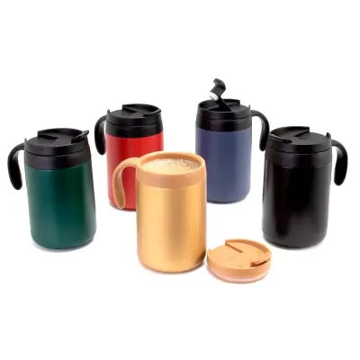 Canecas térmicas em várias cores
