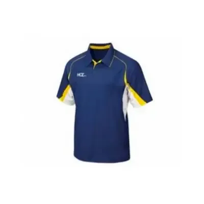 Camiseta gola Polo. Malha 30.1 penteada. Gravação Silk ou bordado. 100% algodão