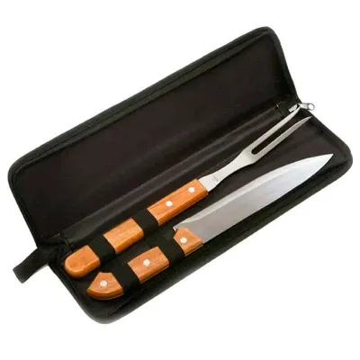 Kit churrasco com 2 peças composto por faca e garfo longo cabo em madeira protegido por embalagem acolchoada