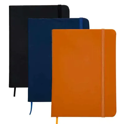 Caderneta com aproximadamente 80 folhas