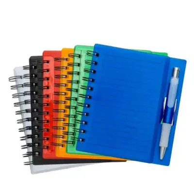 Caderneta de anotações plástica com caneta