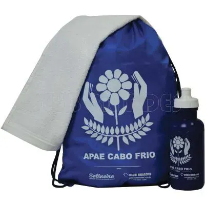 kit fitness personalizado com três peças