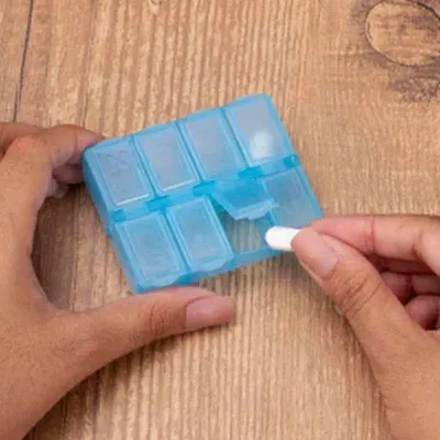 Porta-comprimidos em plástico