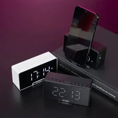 Caixa de som multimídia com relógio despertador e suporte para celular
