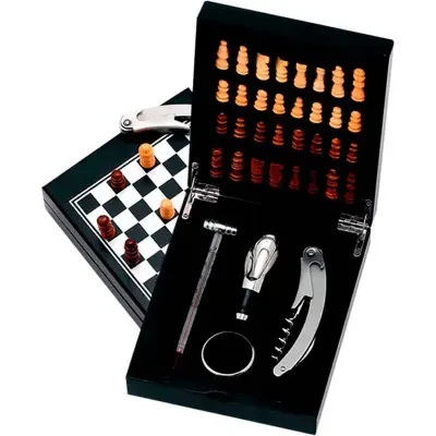 Kit vinho metal com 4 peças e jogo de xadrez.