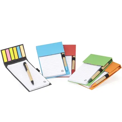 Blocos de anotações ecológicos com caneta