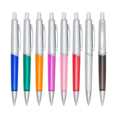 Caneta plástica com clip e ponteira na cor prata