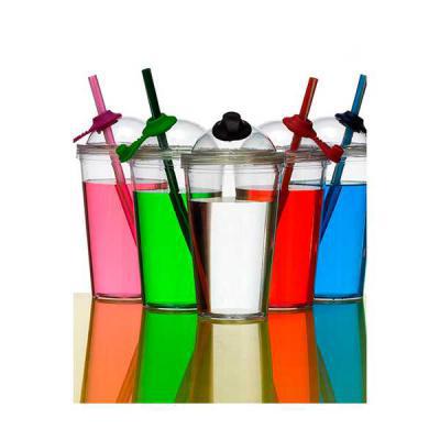 Copo com canudo colorido