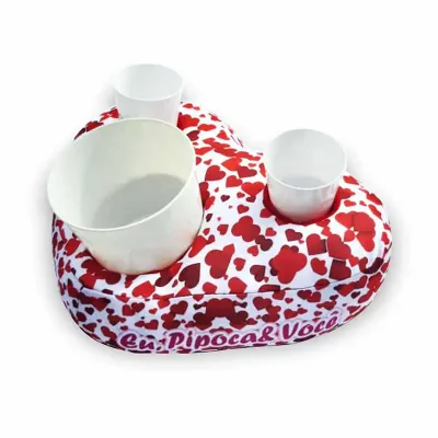 Kit almofada em coração com copos e balde de pipoca personalizado 