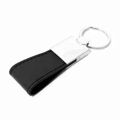 Chaveiro de metal com detalhe em couro sintético