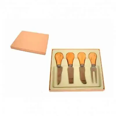 Kit queijo com 4 peças em caixa de papelão em kraft