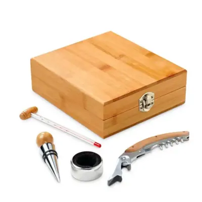Kit vinho personalizado em bambu e zinco - saca rolhas, termômetro, rolha e gargantilha