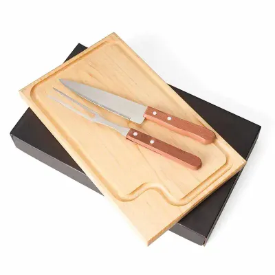 Kit churrasco com tábua, faca e garfo em estojo personalizado