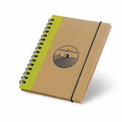 Caderno personalizado capa dura com detalhe colorido