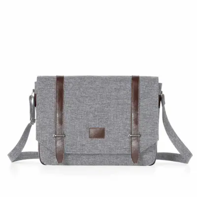 Pasta carteiro com alça de ombro e bolso frontal com zíper 