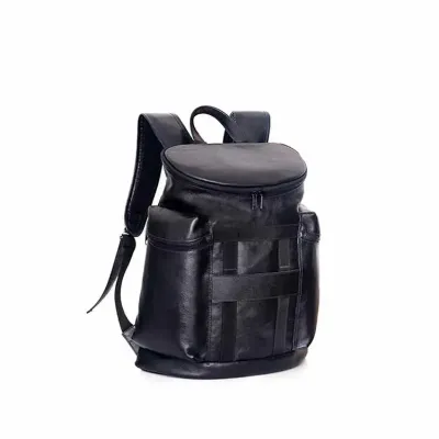 Mochila em couro com um design moderno e inovador 