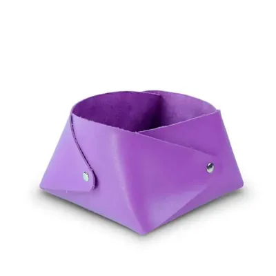 Cachepô moderno na cor roxo