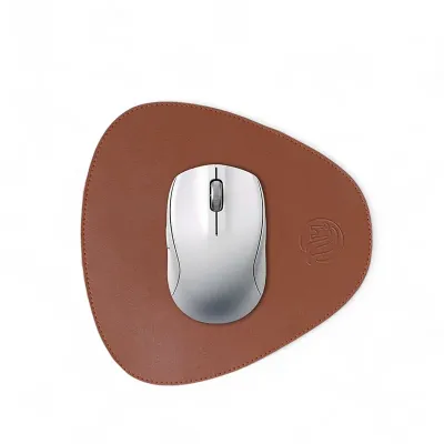 Mouse pad triangular com bordas arredondadas