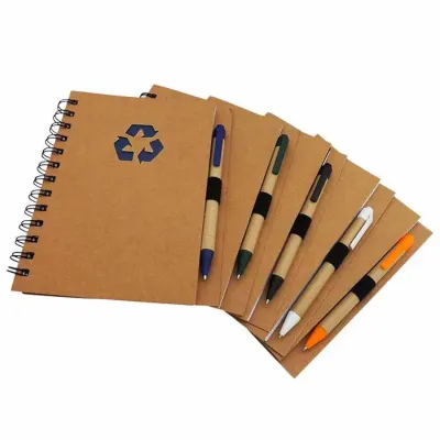 Bloco de anotações e caneta ecológico